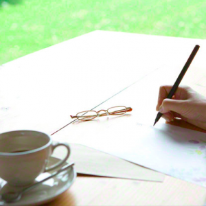 インターンシップ-志望動機-例文-お礼状-メール-遅くなった-手紙-封筒